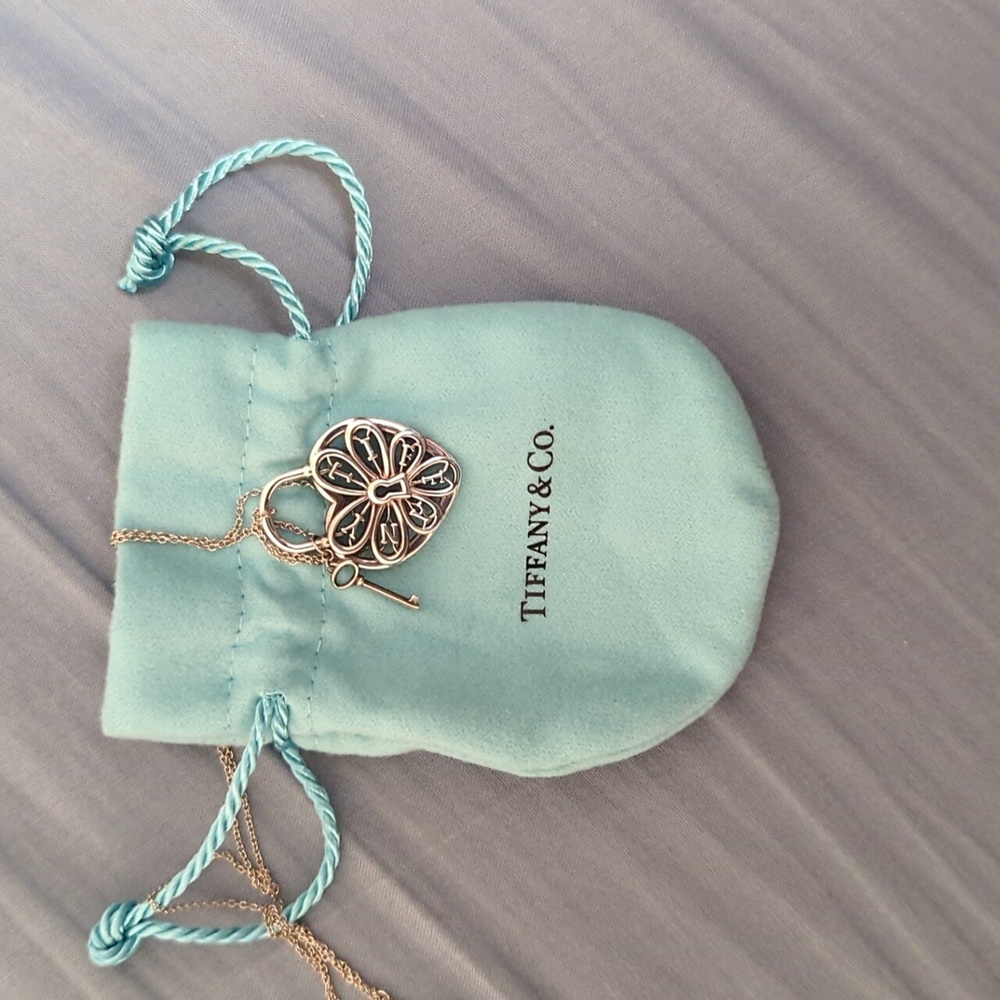 Tiffany's filigree and key heart pendant and necklace
